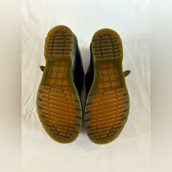 Dr. Martens Mary Jane SIZE 9 - Picture 5 of 5